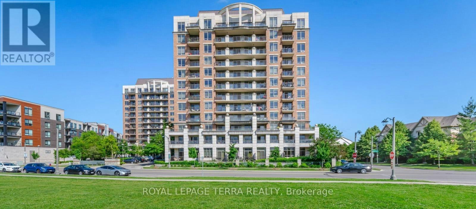 1011-2379 Central Park Drive, Oakville, ON, L6H 0E3