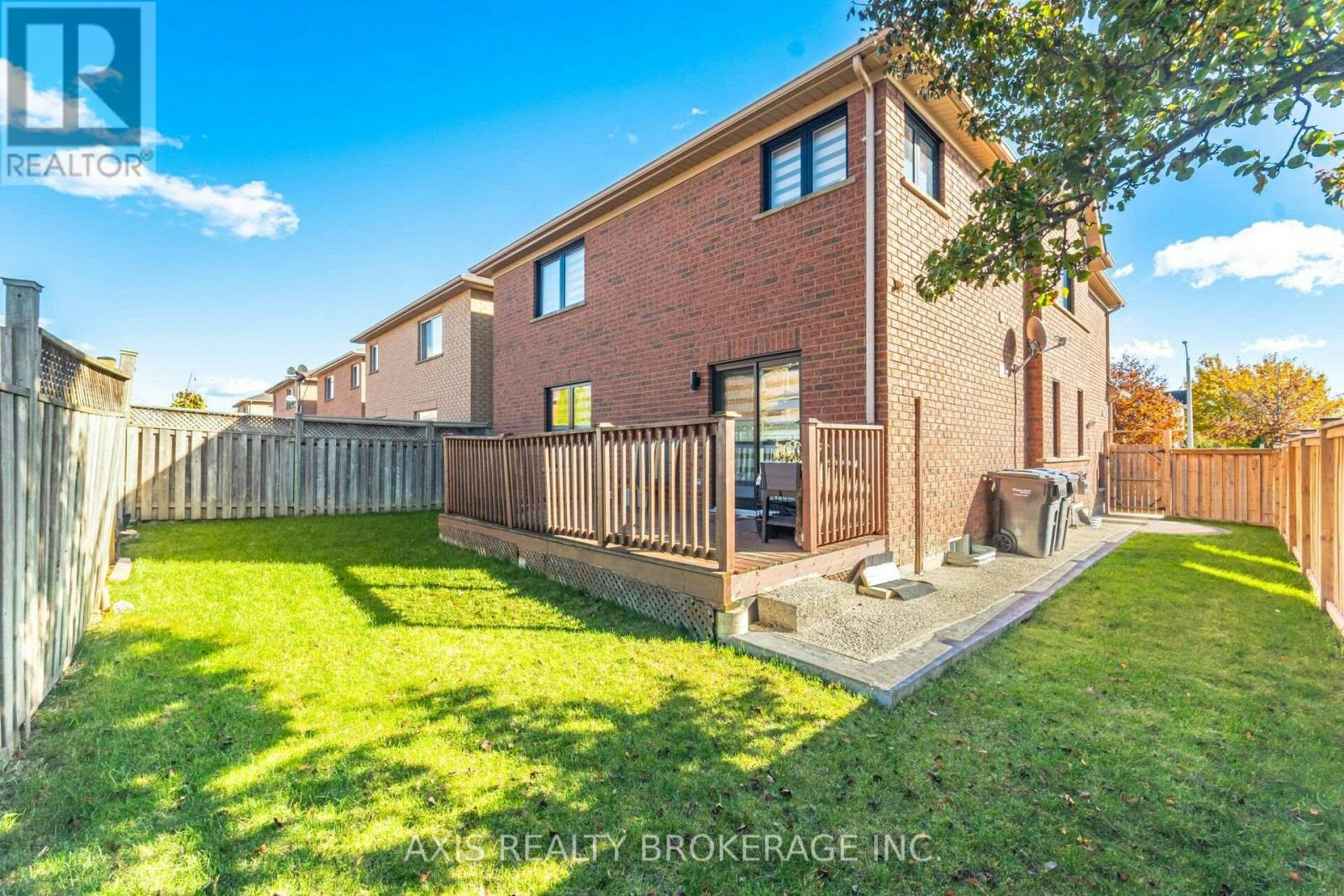 2 Queen Mary Drive, Brampton, ON, L7A 1X6 - 45