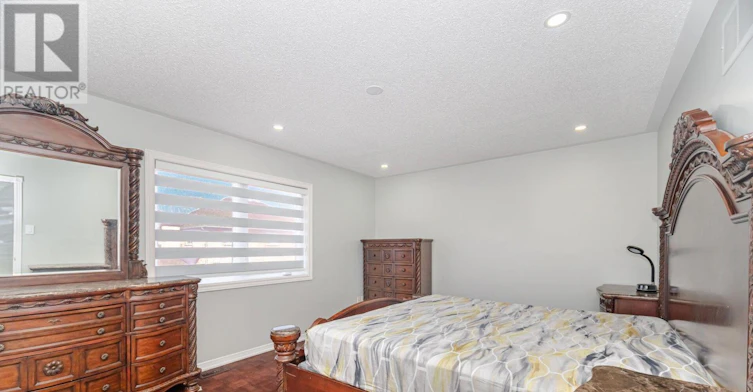 2 Queen Mary Drive, Brampton, ON, L7A 1X6 - 29