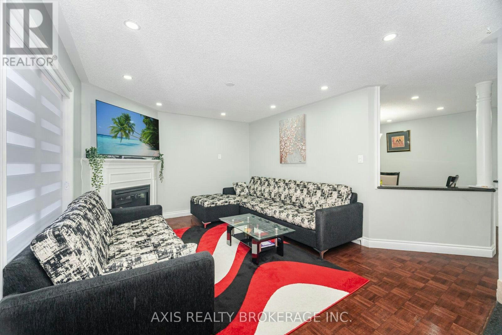 2 Queen Mary Drive, Brampton, ON, L7A 1X6 - 19