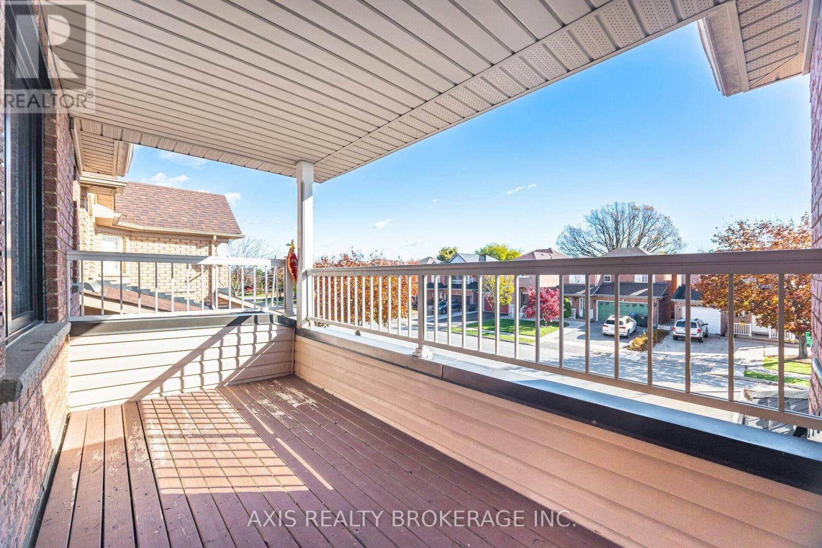 2 Queen Mary Drive, Brampton, ON, L7A 1X6 - 26