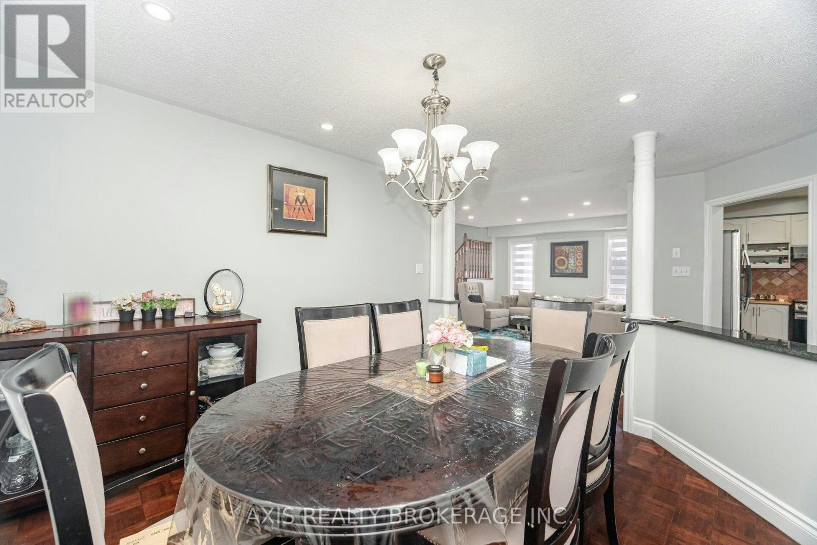 2 Queen Mary Drive, Brampton, ON, L7A 1X6 - 12