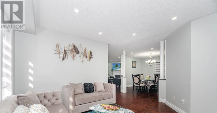 2 Queen Mary Drive, Brampton, ON, L7A 1X6 - 9