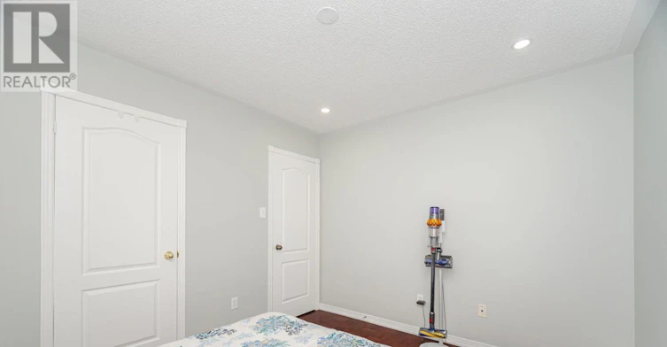 2 Queen Mary Drive, Brampton, ON, L7A 1X6 - 36