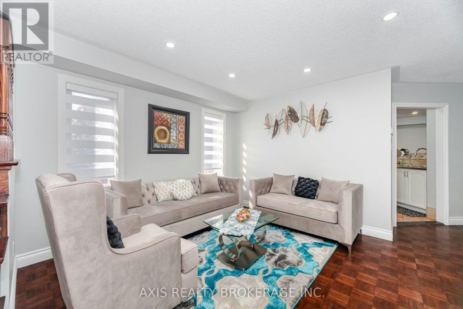 2 Queen Mary Drive, Brampton, ON, L7A 1X6 - 8
