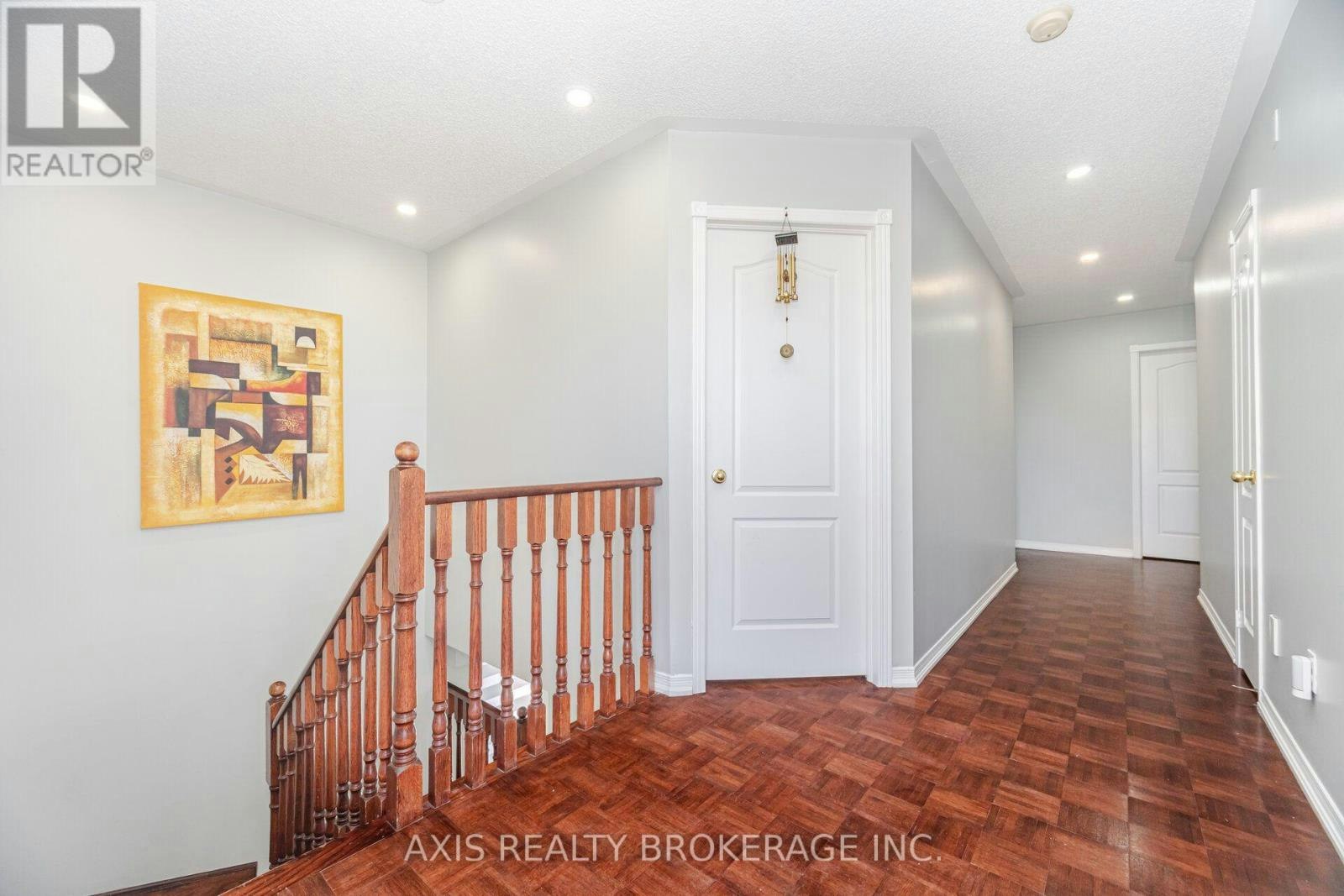 2 Queen Mary Drive, Brampton, ON, L7A 1X6 - 25