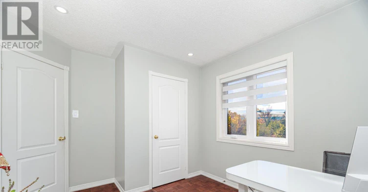 2 Queen Mary Drive, Brampton, ON, L7A 1X6 - 40