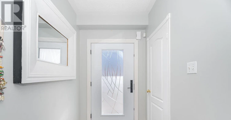 2 Queen Mary Drive, Brampton, ON, L7A 1X6 - 5