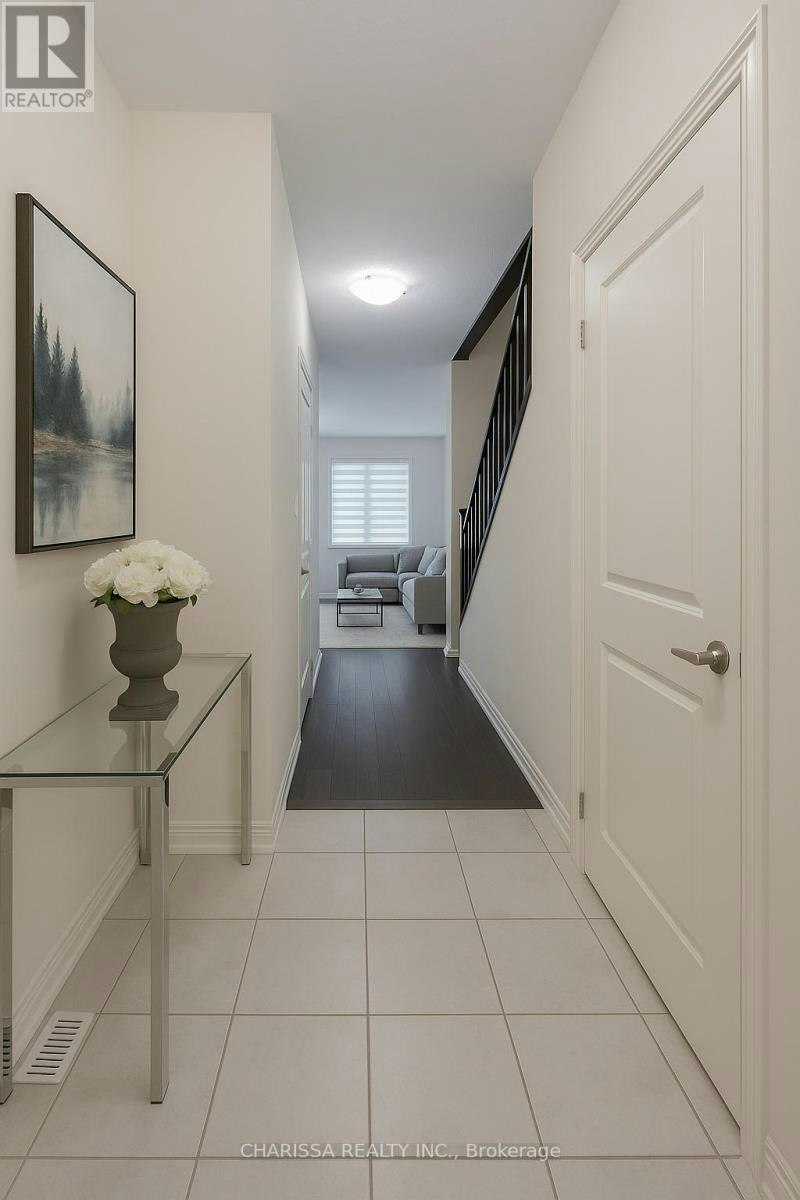 1051 Garner Road E, Hamilton, ON, L9G 0G9 - 8