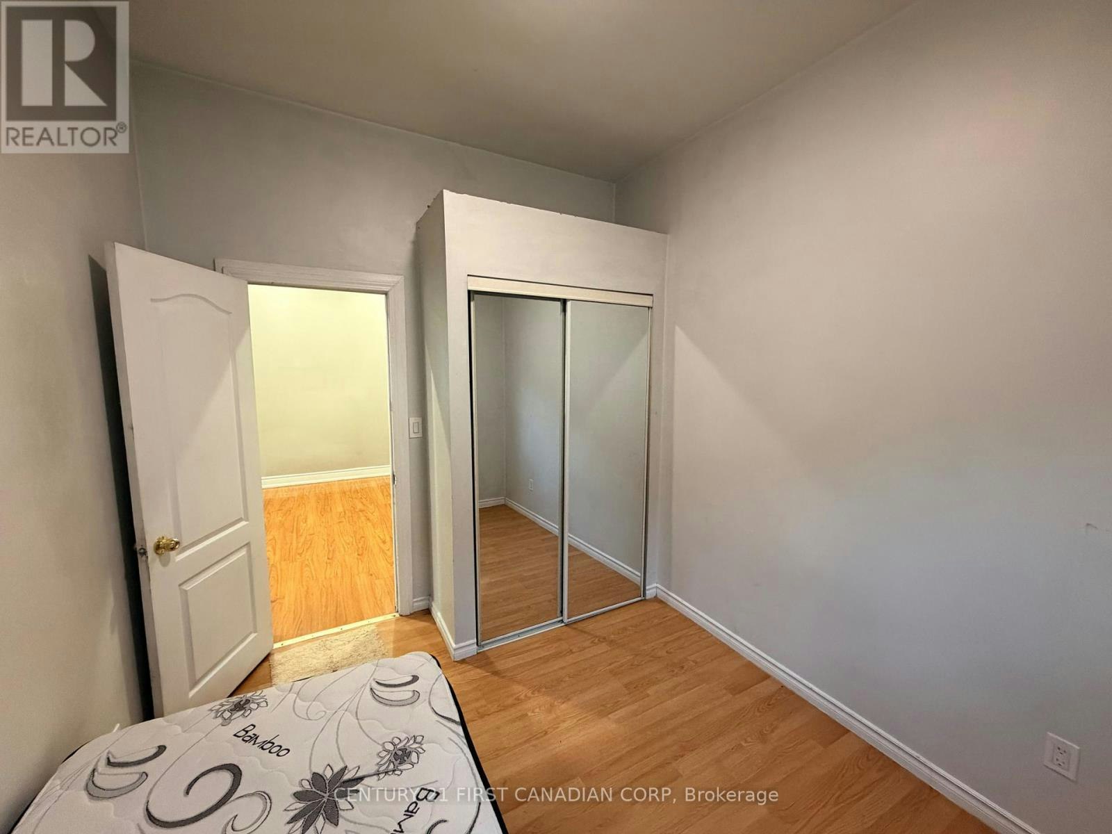 MAIN-31 Adelaide Street S, London, ON, N5Z 3K1 - 11