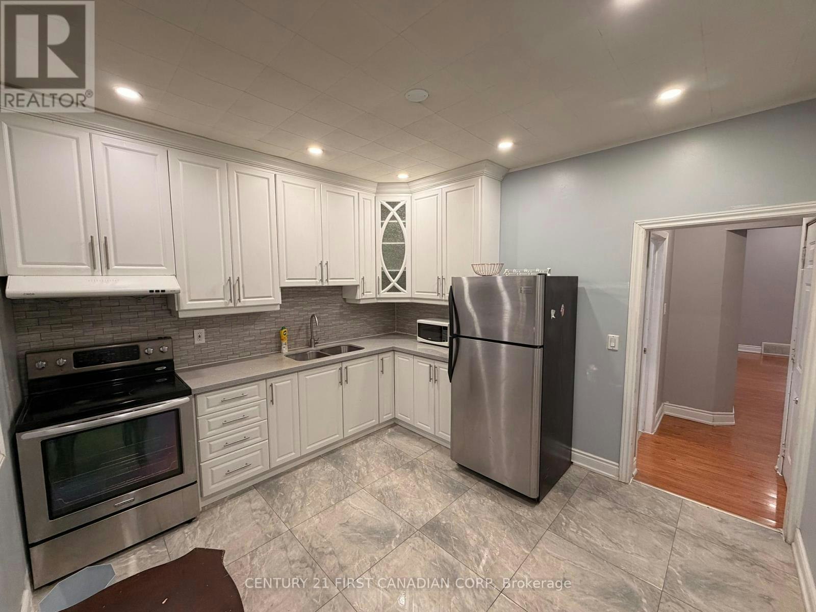 MAIN-31 Adelaide Street S, London, ON, N5Z 3K1 - 6