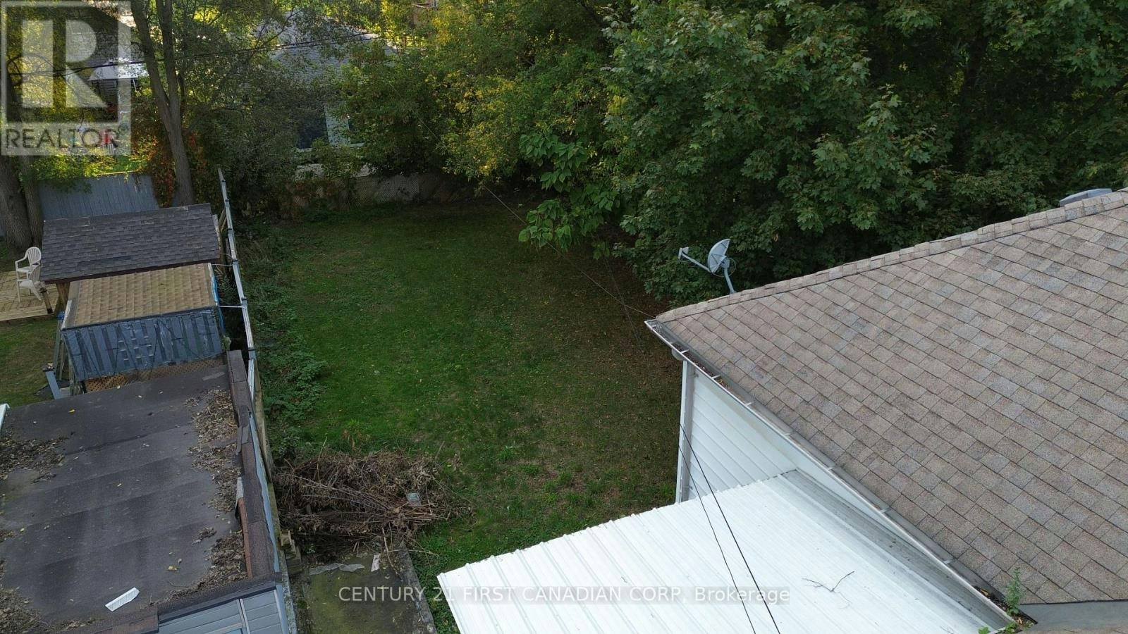 MAIN-31 Adelaide Street S, London, ON, N5Z 3K1 3