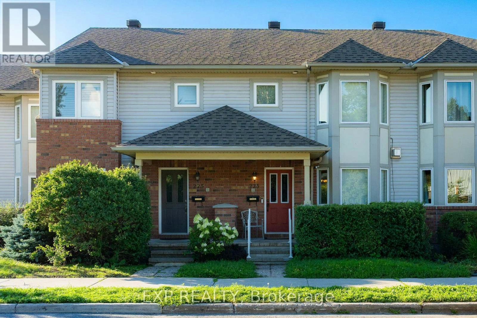 223 Monterey Drive, Ottawa, ON, K2H 7B1