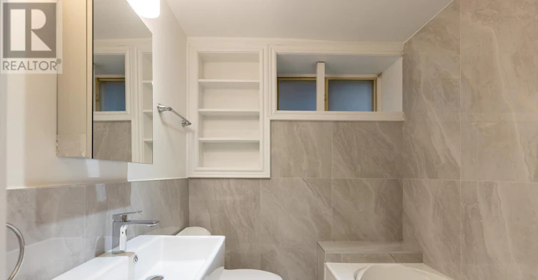LOWER-34A Foxbar Road, Toronto, ON, M4V 2G6 - 21