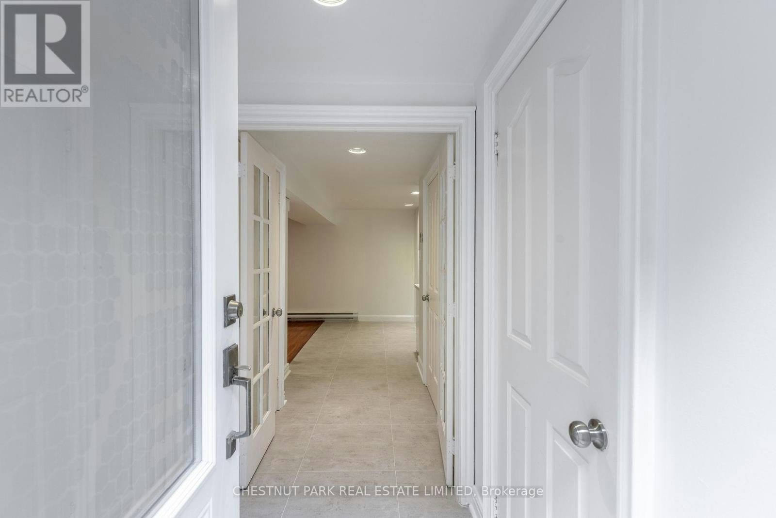 LOWER-34A Foxbar Road, Toronto, ON, M4V 2G6 - 4