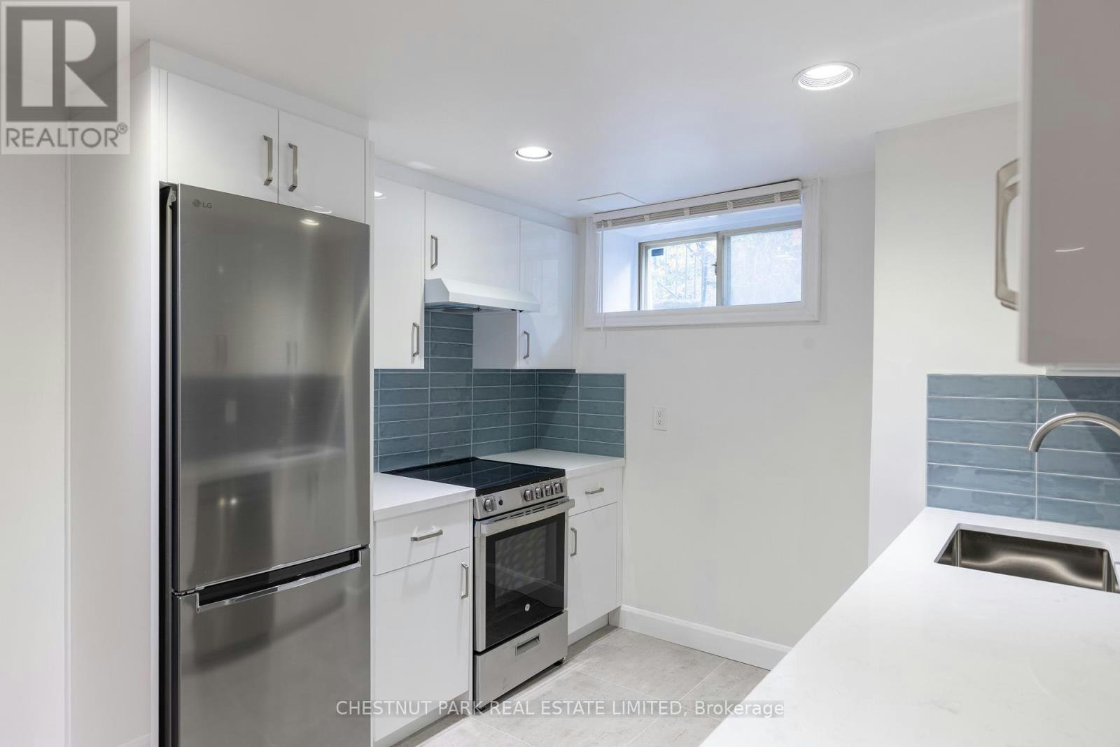 LOWER-34A Foxbar Road, Toronto, ON, M4V 2G6 - 19