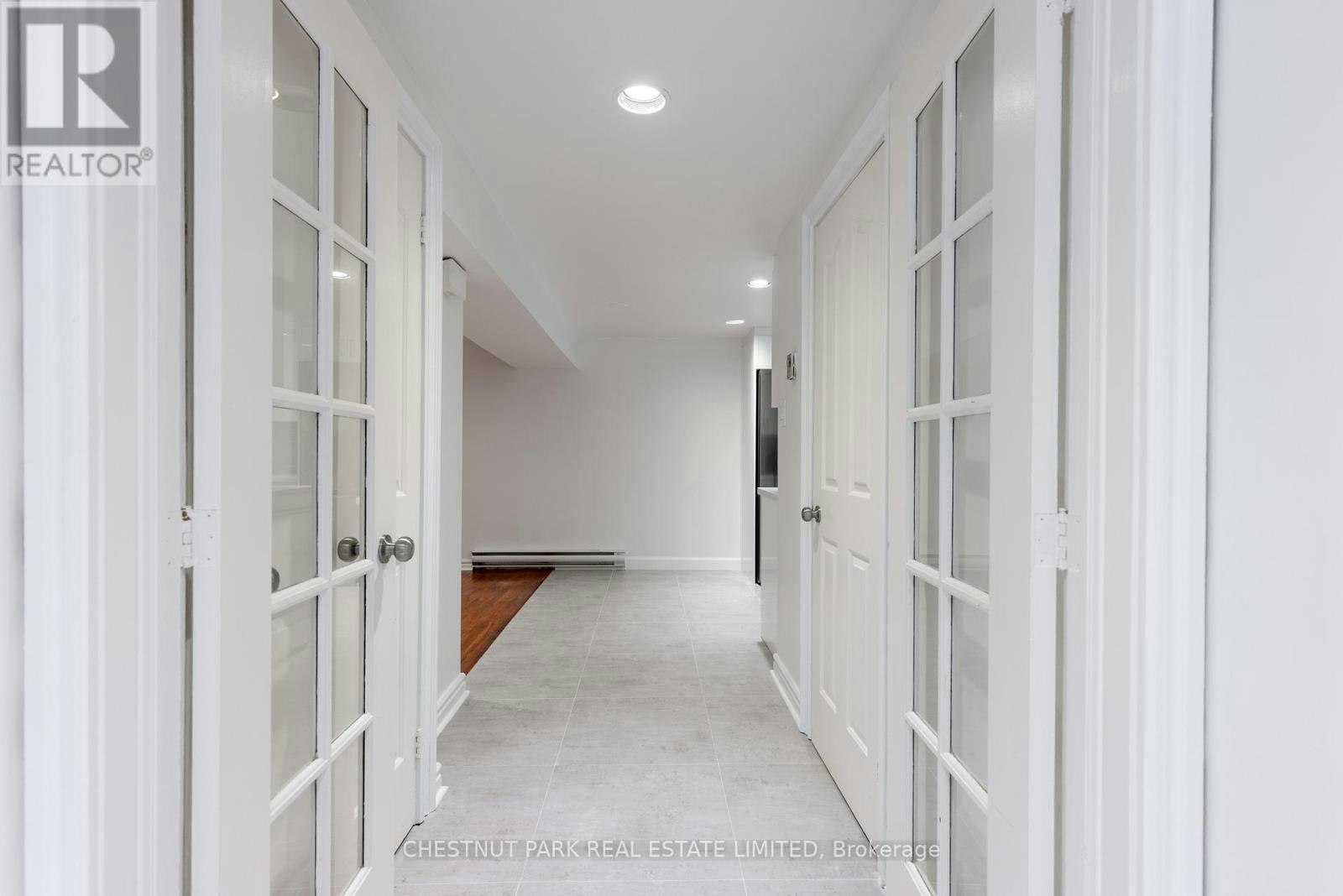 LOWER-34A Foxbar Road, Toronto, ON, M4V 2G6 - 7