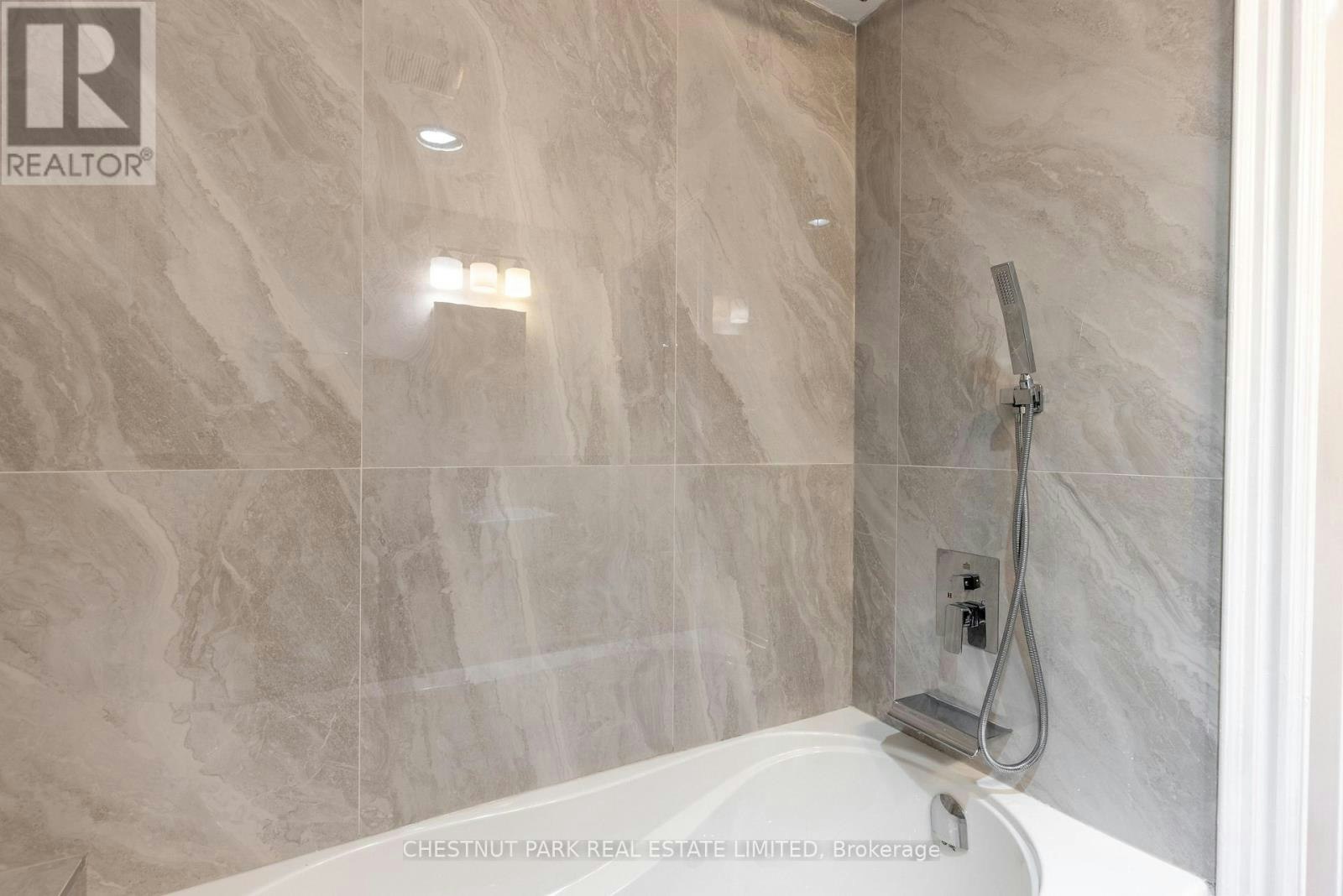 LOWER-34A Foxbar Road, Toronto, ON, M4V 2G6 - 22