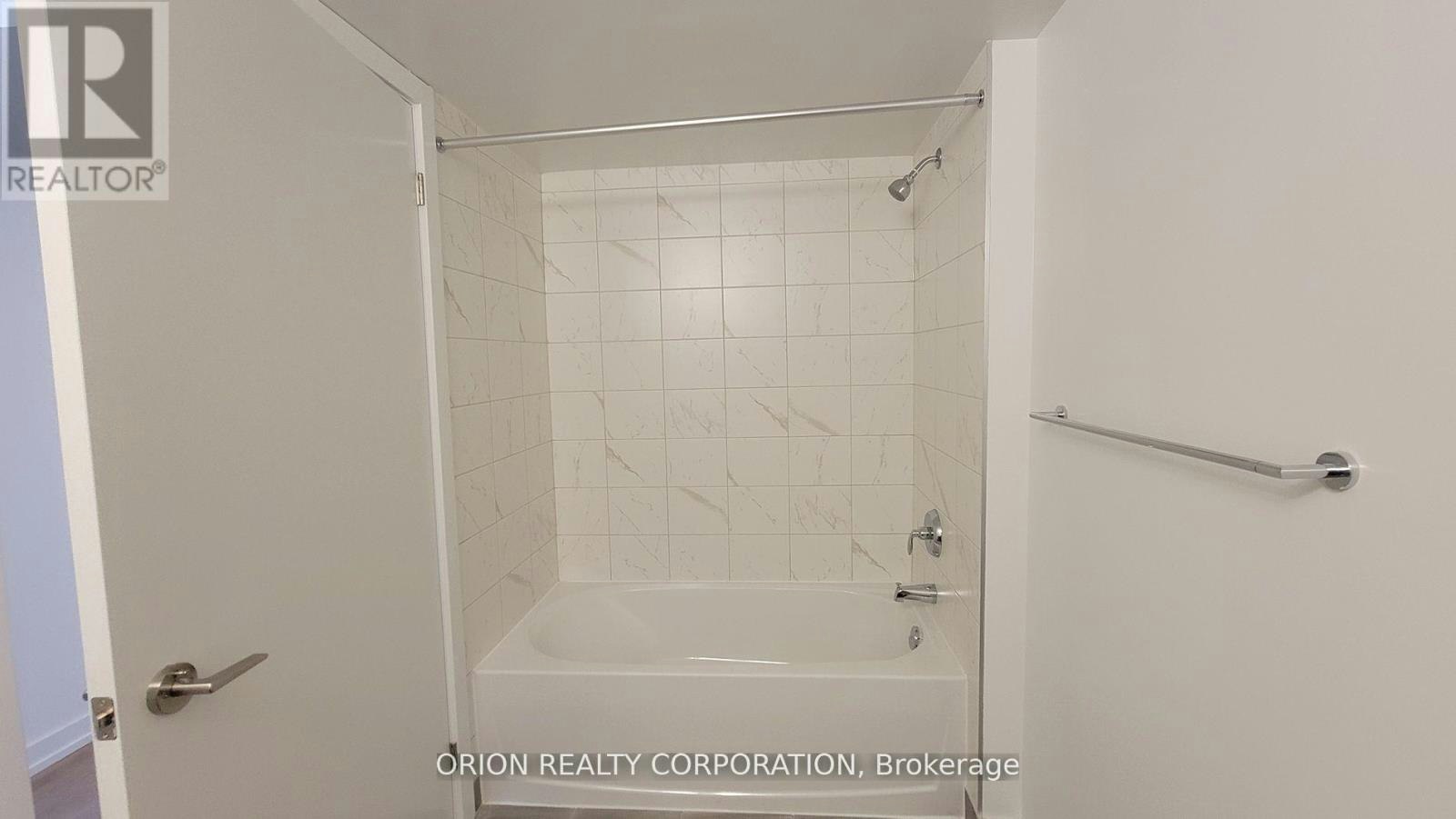 1111-1435 Celebration Drive, Pickering, ON, L1W 0C4 - 15