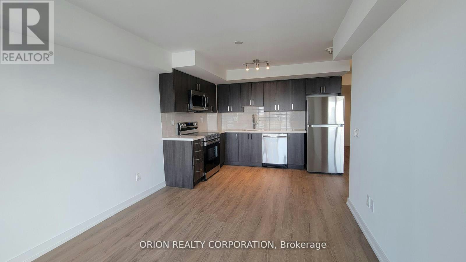 1111-1435 Celebration Drive, Pickering, ON, L1W 0C4 - 4