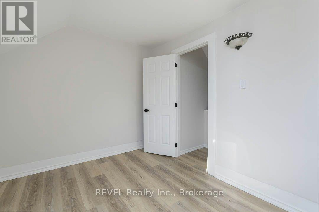 389 Glendale Avenue, St. Catharines, ON, L2T 1C3 - 20