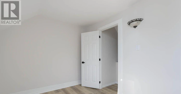 389 Glendale Avenue, St. Catharines, ON, L2T 1C3 - 20