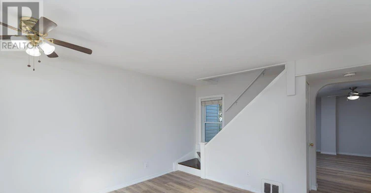 389 Glendale Avenue, St. Catharines, ON, L2T 1C3 - 5