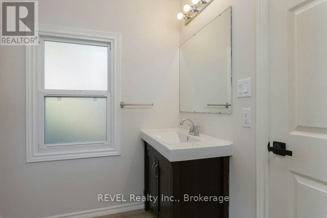 389 Glendale Avenue, St. Catharines, ON, L2T 1C3 - 16