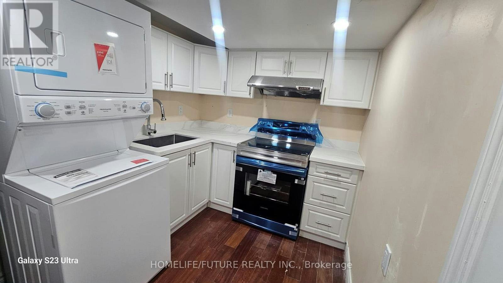 BSMT-1296 Margate Drive, Oshawa, ON, L1K 2S5