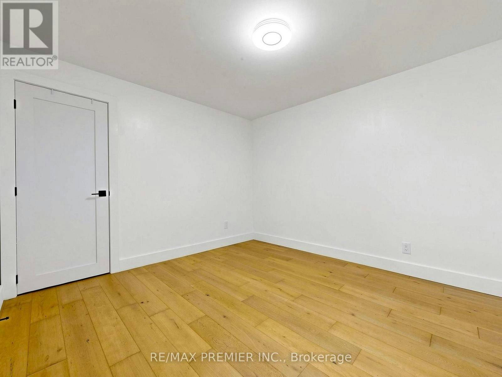 BASEMENT-45 Croham Road, Toronto, ON, M6E 4X9 - 9