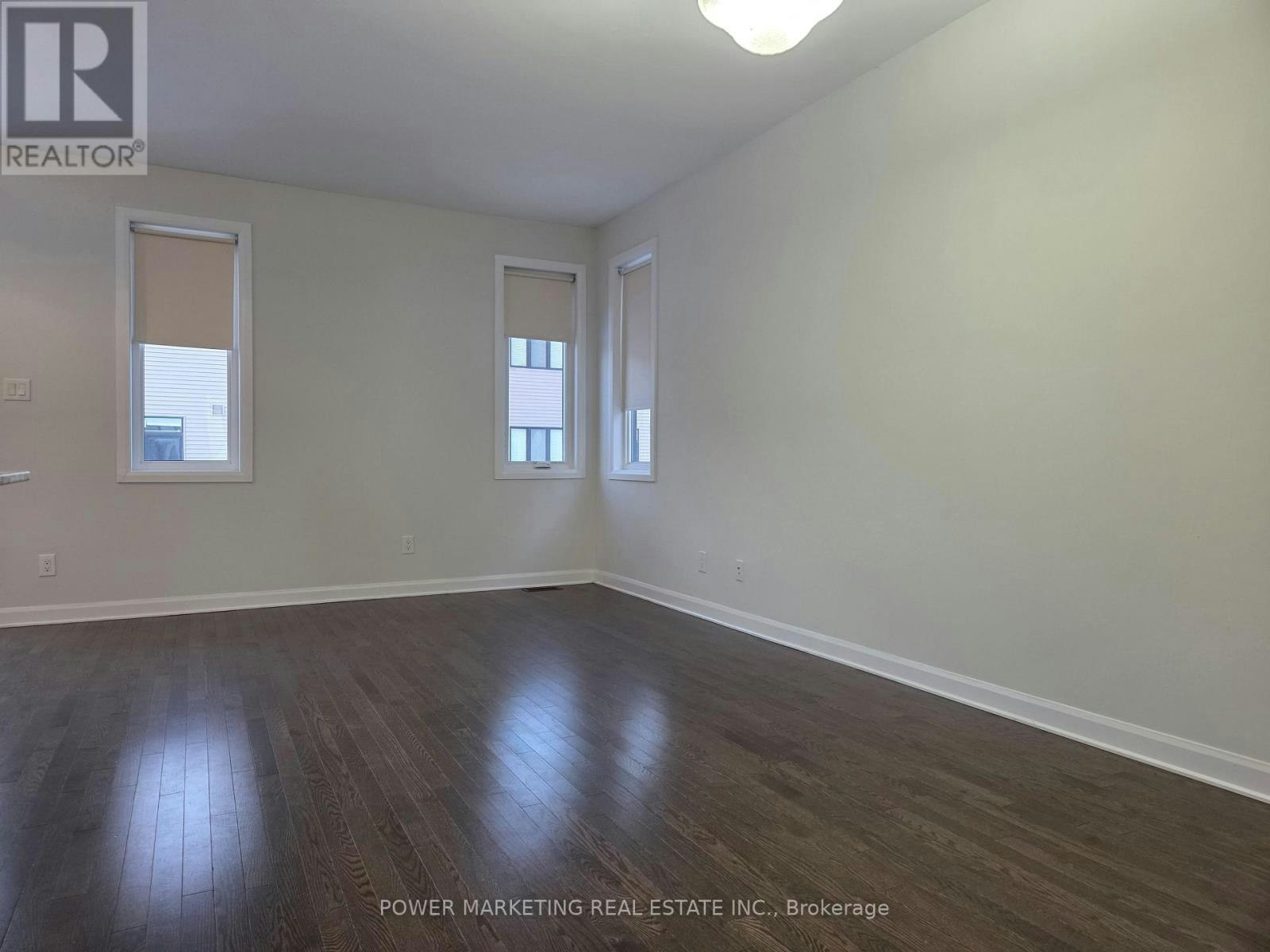 105 Natare Place, Ottawa, ON, K2T 0P3 - 5