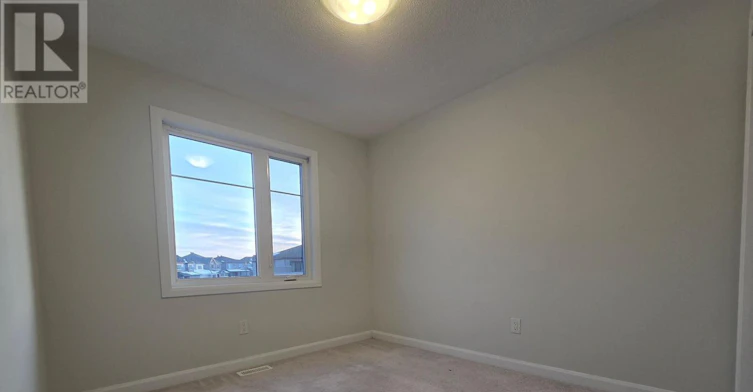 105 Natare Place, Ottawa, ON, K2T 0P3 - 13