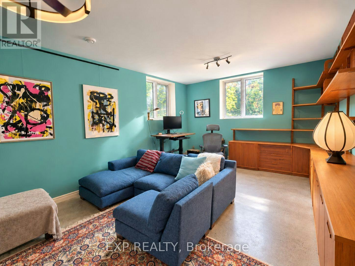 179 Springfield Road, Ottawa, ON, K1M 1C3 - 2