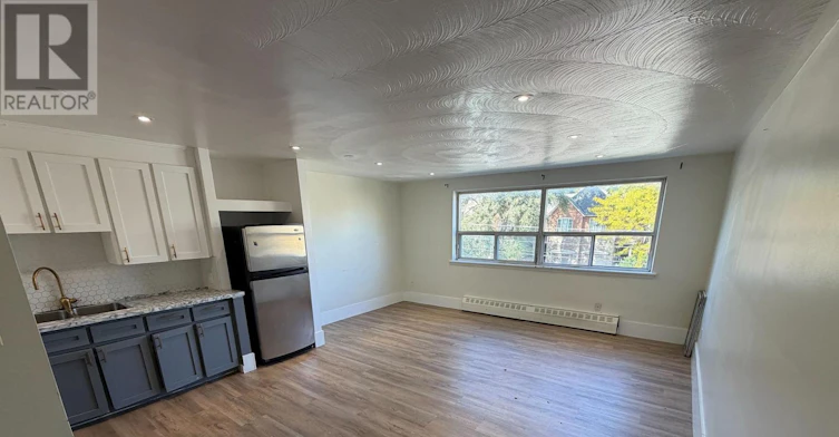 202-50 Benson Avenue, Richmond Hill, ON, L4C 4E6