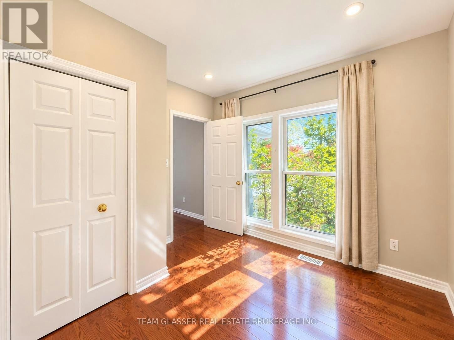 676 Emery Street E, London, ON, N6C 2G4 - 6