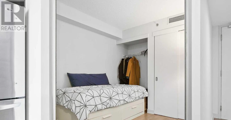 430-21 Nelson Street, Toronto, ON, M5V 3H9 - 11