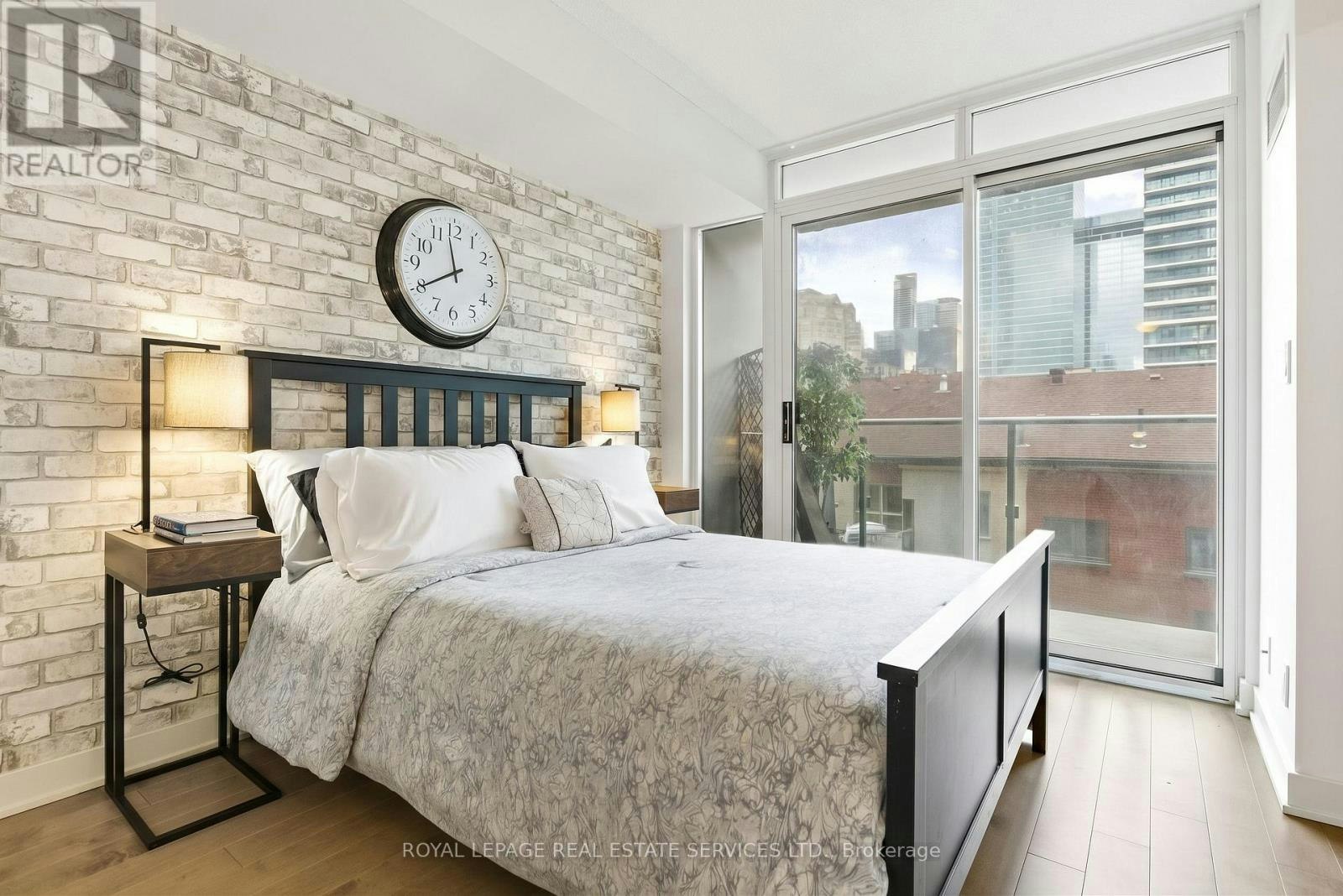 430-21 Nelson Street, Toronto, ON, M5V 3H9 - 8