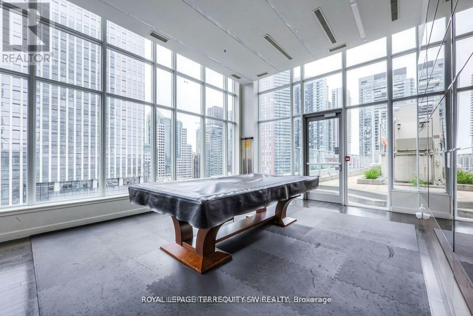 430-21 Nelson Street, Toronto, ON, M5V 3H9 - 17