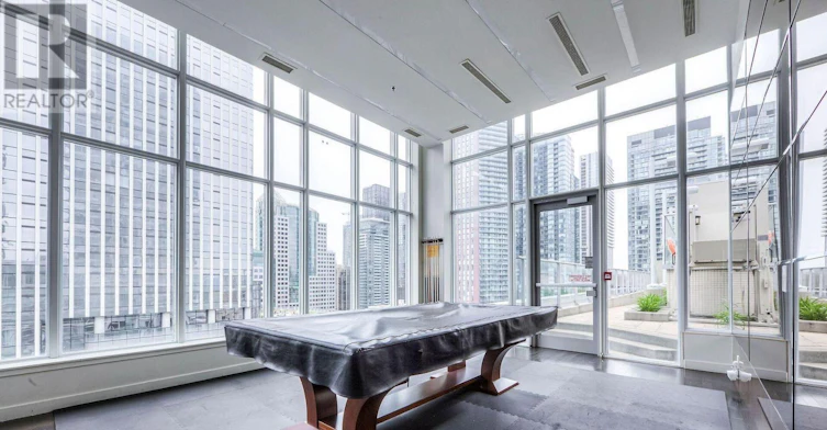 430-21 Nelson Street, Toronto, ON, M5V 3H9 - 17