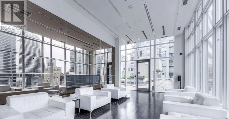 430-21 Nelson Street, Toronto, ON, M5V 3H9 - 19