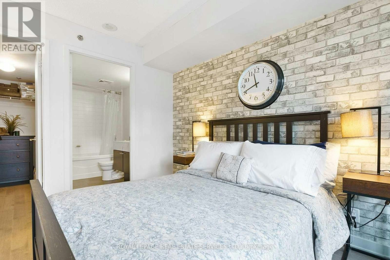 430-21 Nelson Street, Toronto, ON, M5V 3H9 - 9