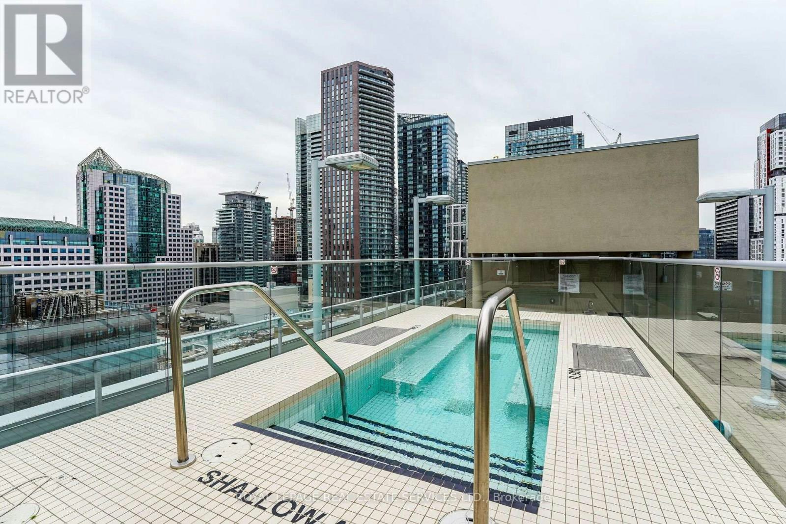 430-21 Nelson Street, Toronto, ON, M5V 3H9 - 22