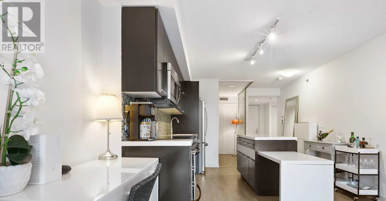 430-21 Nelson Street, Toronto, ON, M5V 3H9 - 4
