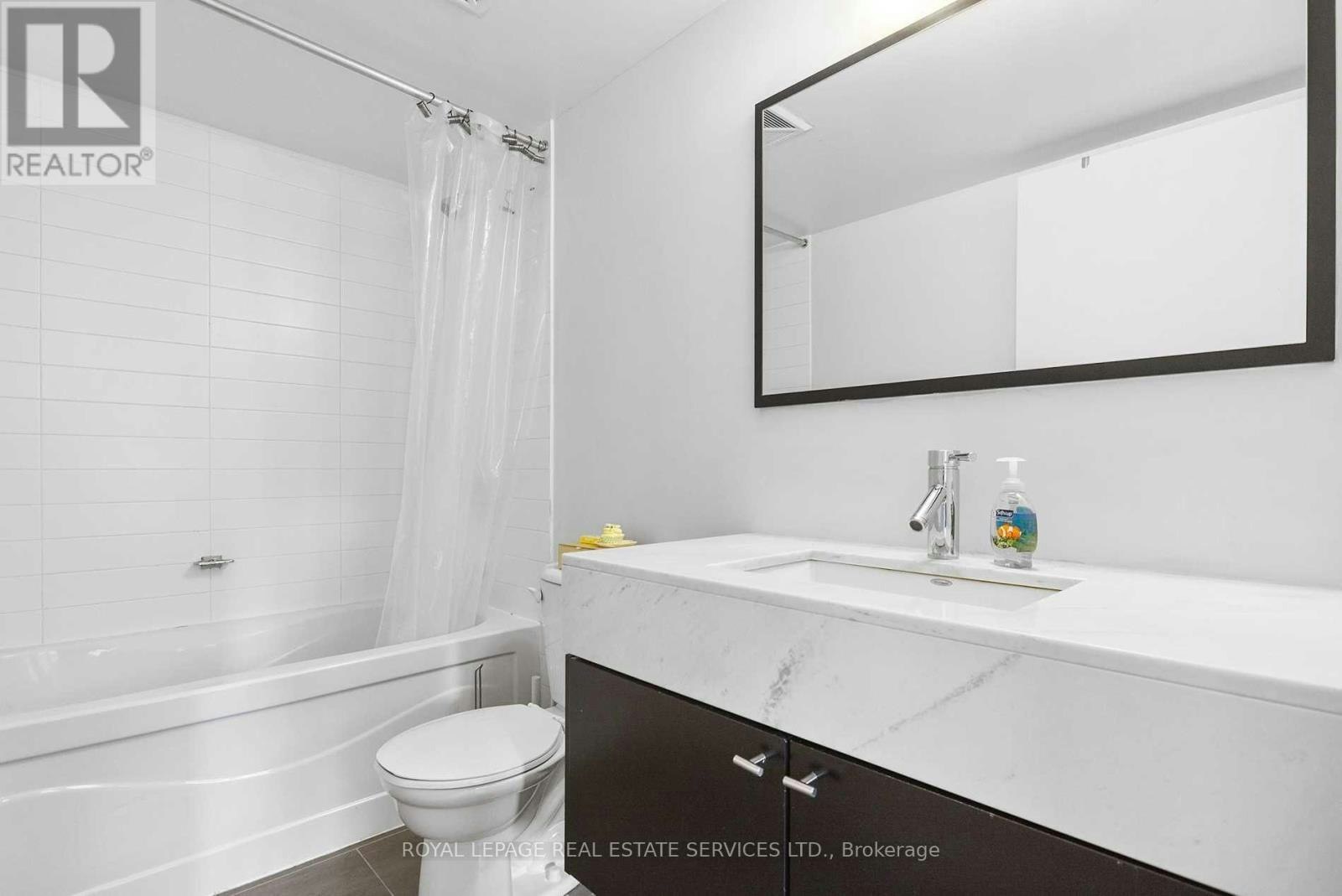 430-21 Nelson Street, Toronto, ON, M5V 3H9 - 10