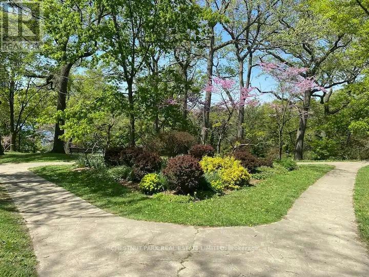 REAR-95 Parkside Drive, Toronto, ON, M6R 2Y8 - 47