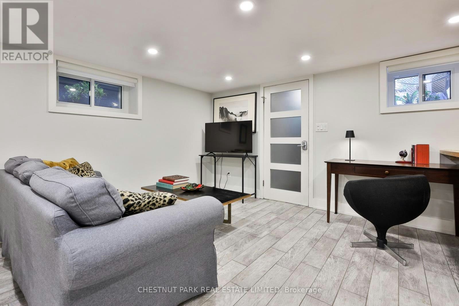 REAR-95 Parkside Drive, Toronto, ON, M6R 2Y8 - 4