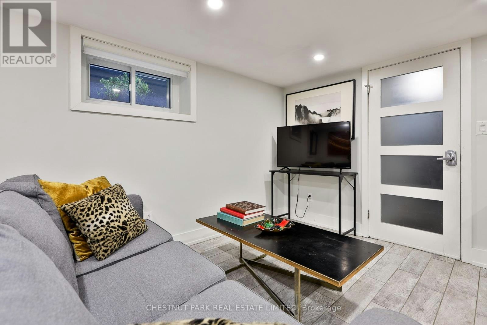 REAR-95 Parkside Drive, Toronto, ON, M6R 2Y8 - 13