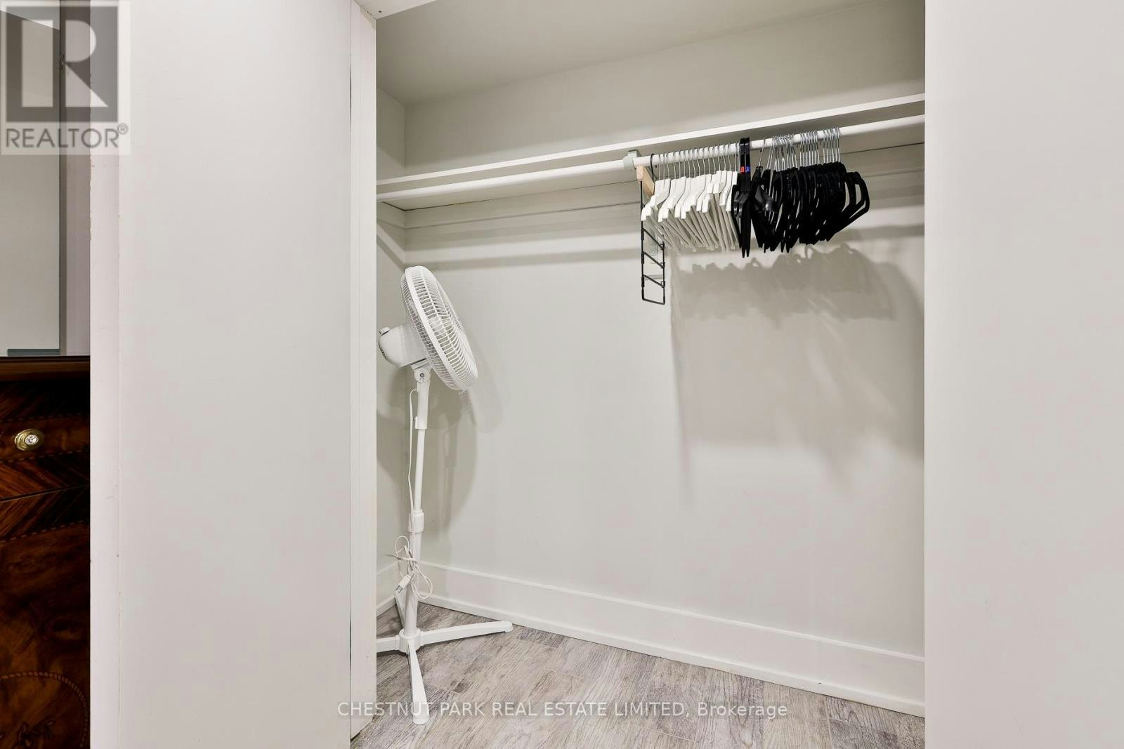 REAR-95 Parkside Drive, Toronto, ON, M6R 2Y8 - 24