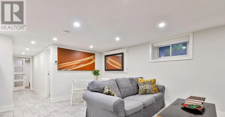 REAR-95 Parkside Drive, Toronto, ON, M6R 2Y8 - 10