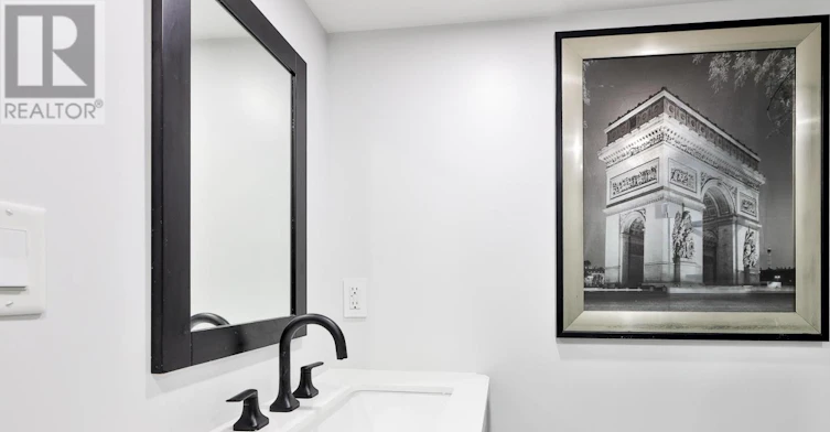 REAR-95 Parkside Drive, Toronto, ON, M6R 2Y8 - 15